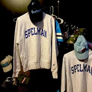Vintage CHAMPION Sport Spelman College Crew Neck Fleece-lined Sweatshirt
